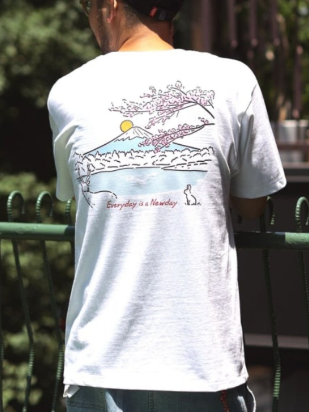 BEAMS Japan Tee T-Shirt Short Sleeve Everyday is a Newday White Unisex Sz Medium